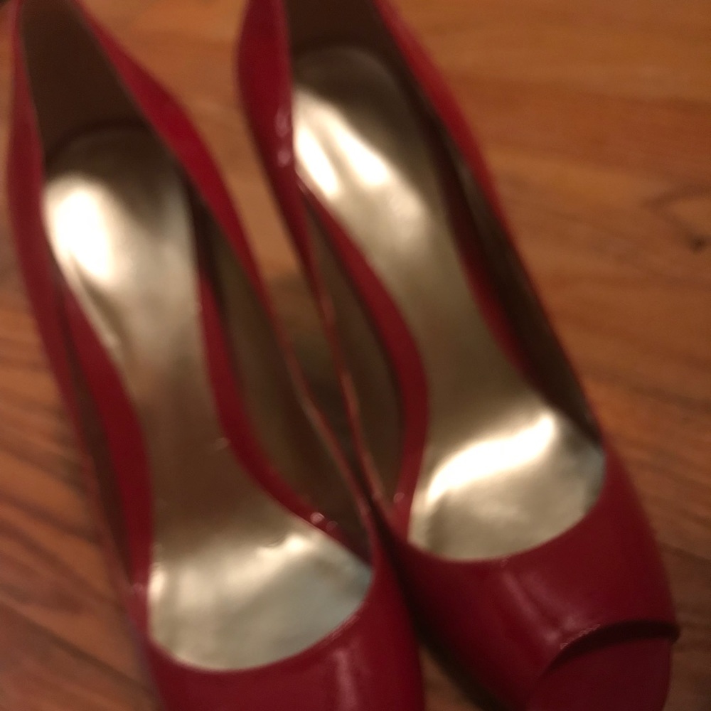 Nine West Peep Toe Pumps - Size 7
